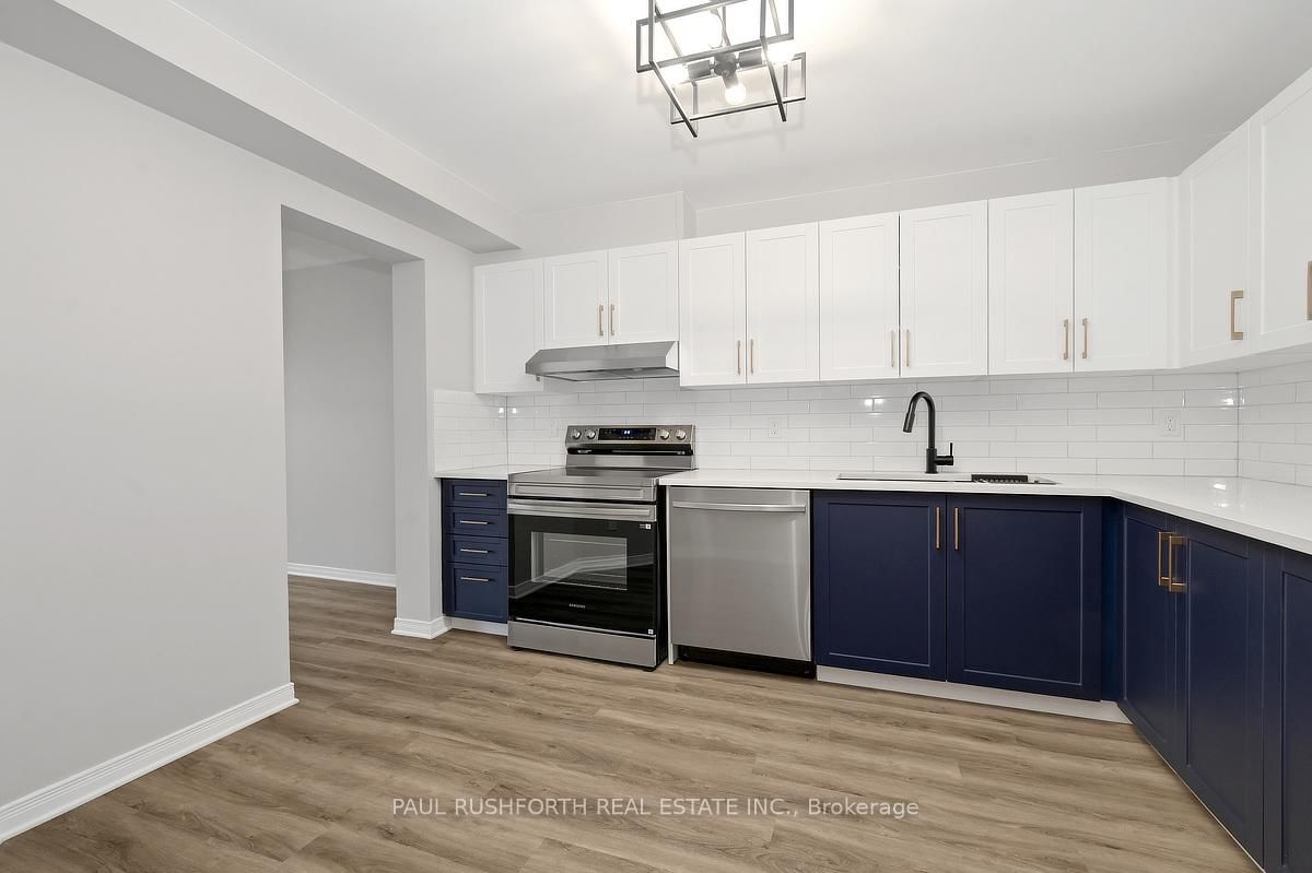 Townhouse for sale at 558 Louis Toscano Drive, Ottawa, Ontario, K4A 0A9 - Avalon East - MLS: X13006510