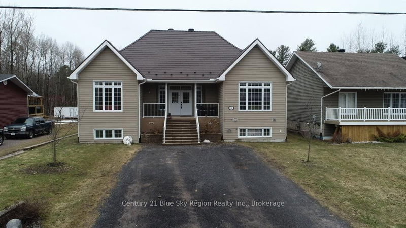 home for sale on 46 EGLINGTON Road S