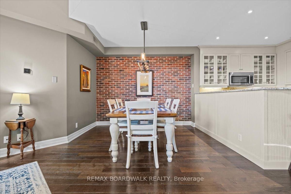 320 Mcleod Street, Unit #PH804 - Photo 11