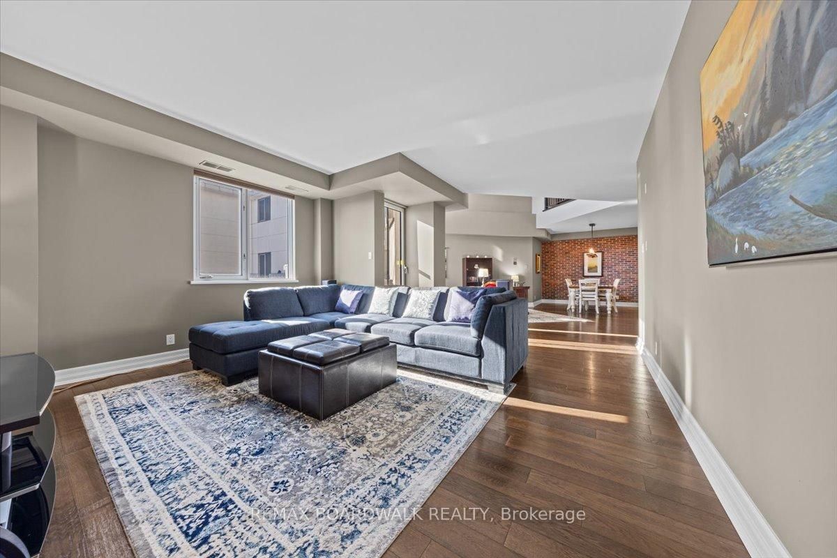 320 Mcleod Street, Unit #PH804 - Photo 17