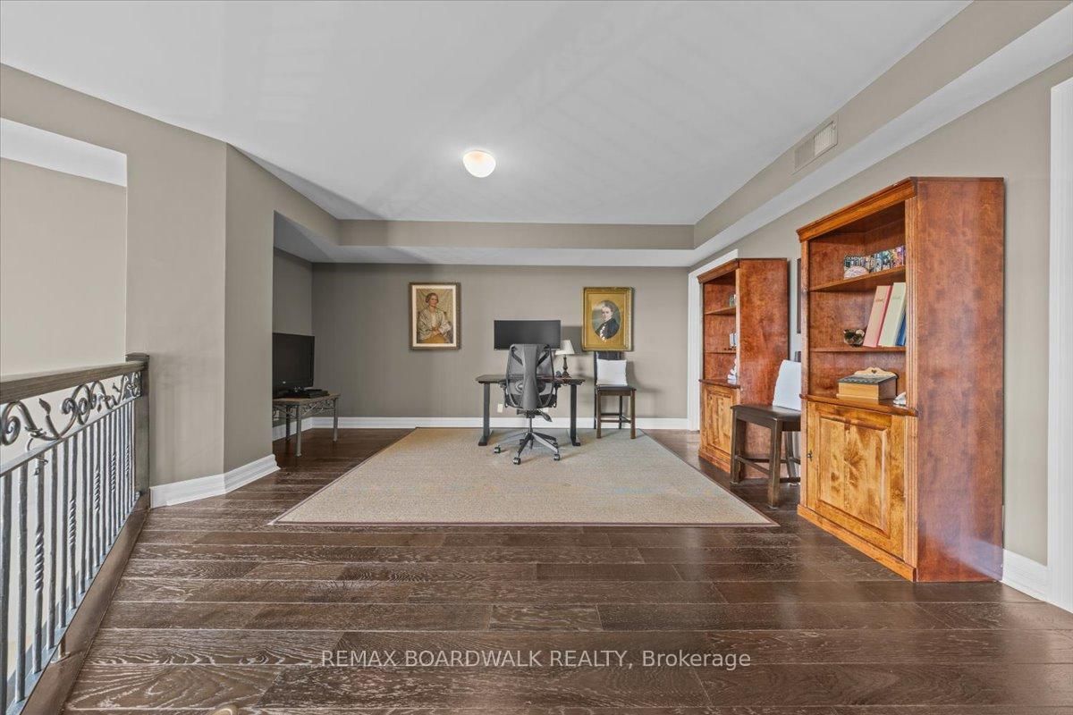 320 Mcleod Street, Unit #PH804 - Photo 23