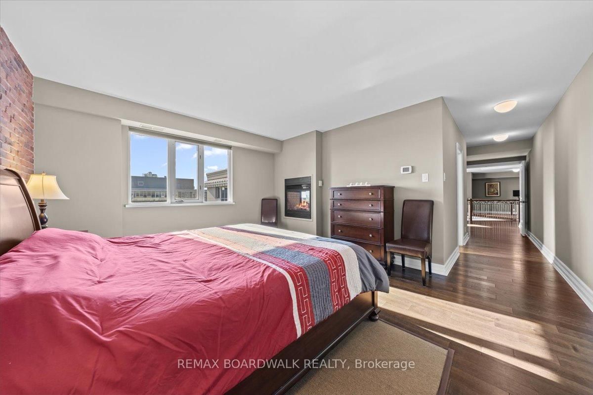 320 Mcleod Street, Unit #PH804 - Photo 32