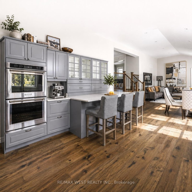 26 Hostein Dr, Hamilton, L9G 2S5 | Image 2