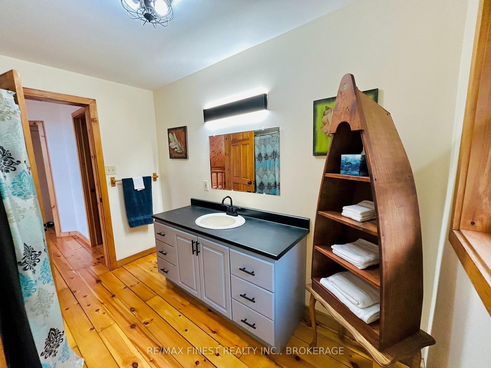 7679 Perth Road • Perth Road, ON photo 36