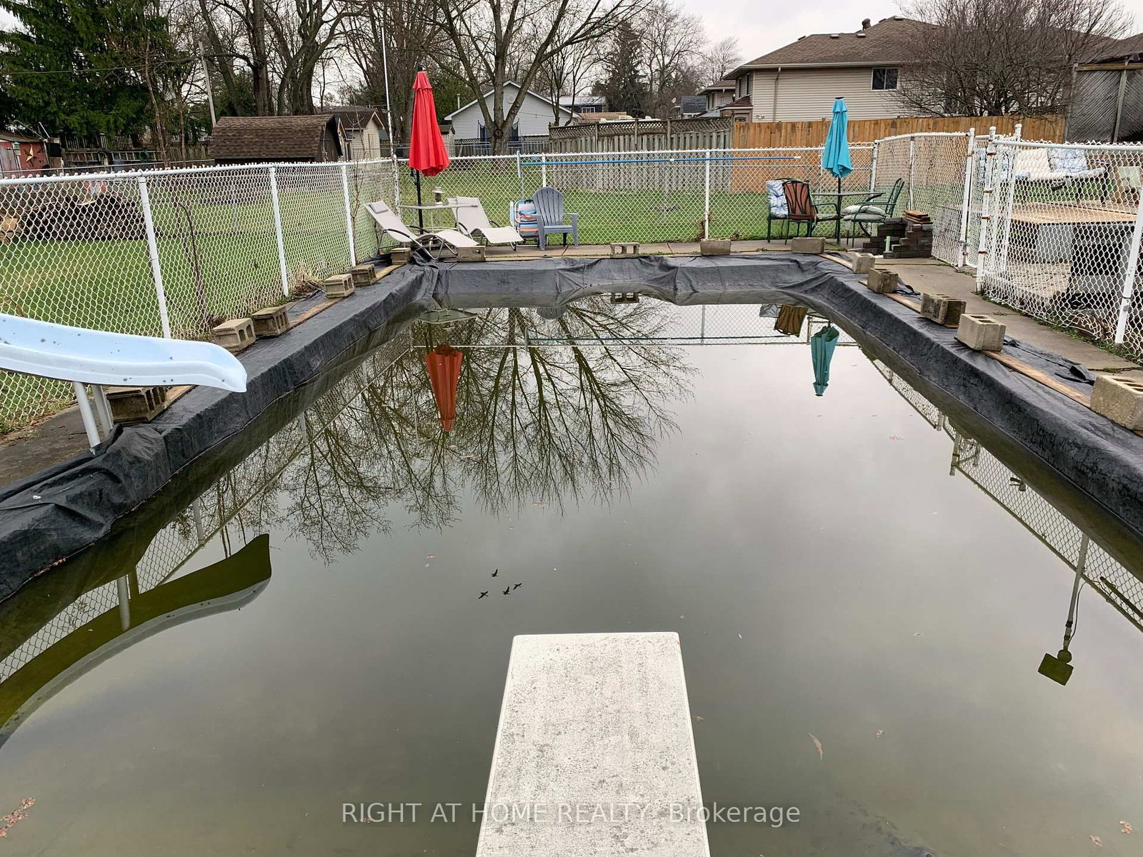 176 KING Street • Southwest Middlesex, ON photo 8