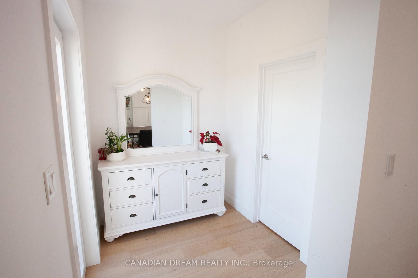 4226 Lismer Lane - Photo 11