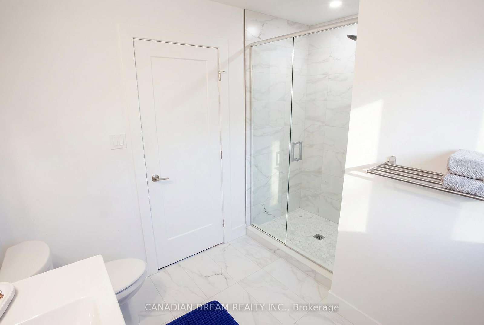 4226 Lismer Lane - Photo 14