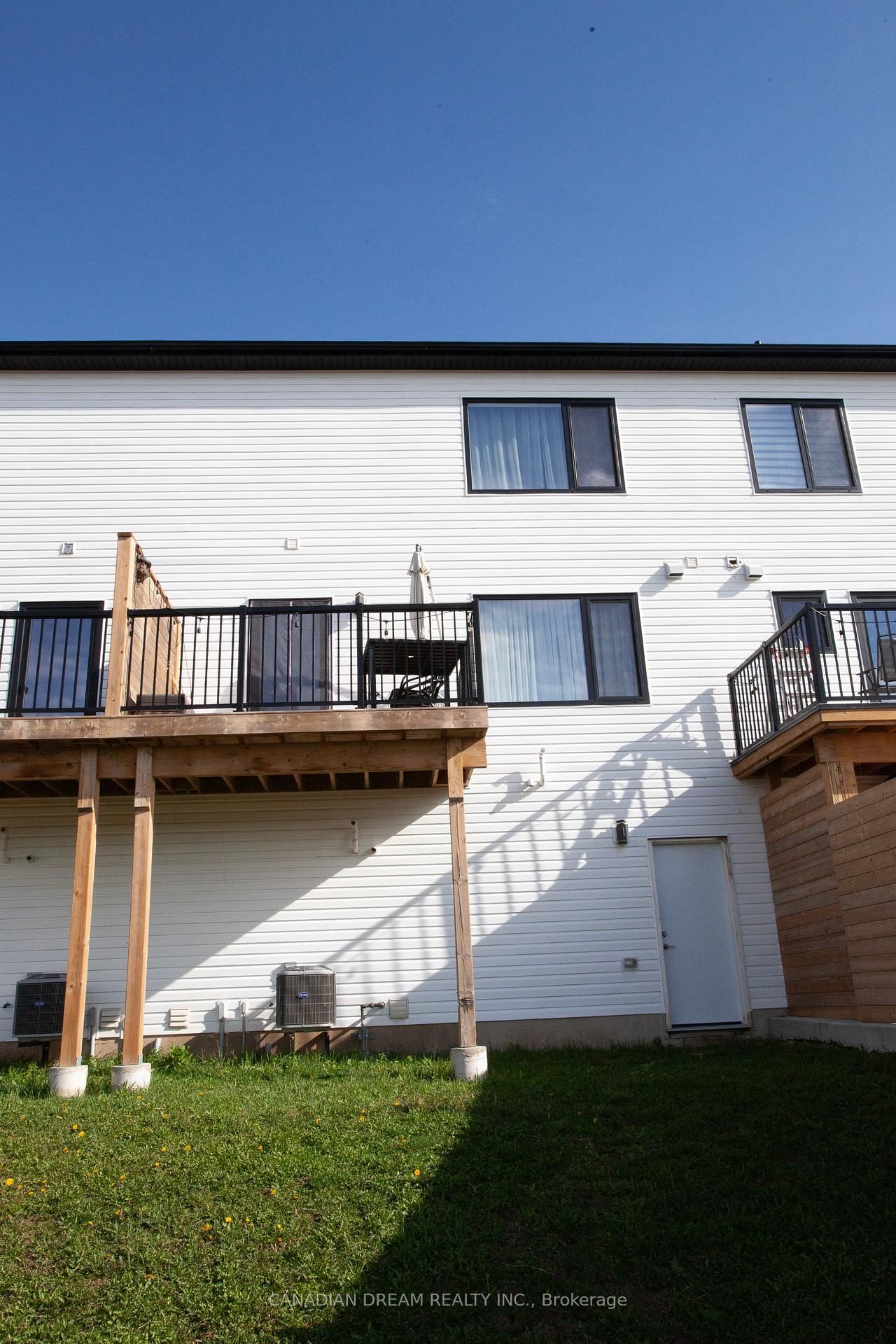 4226 Lismer Lane - Photo 24