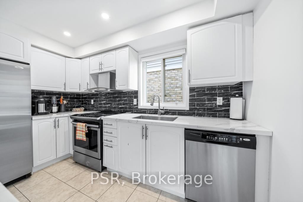 Detached House for sale at 150 Voyager Pass, Hamilton, Ontario, L0R 1C0 - Binbrook - MLS: X13007078