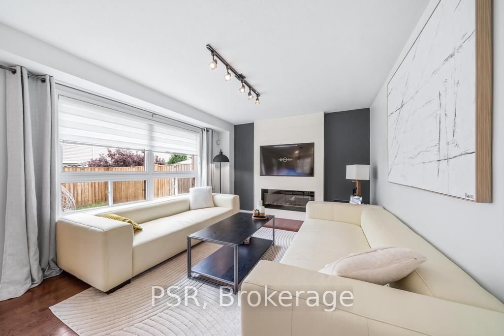 Detached House for sale at 150 Voyager Pass, Hamilton, Ontario, L0R 1C0 - Binbrook - MLS: X13007078