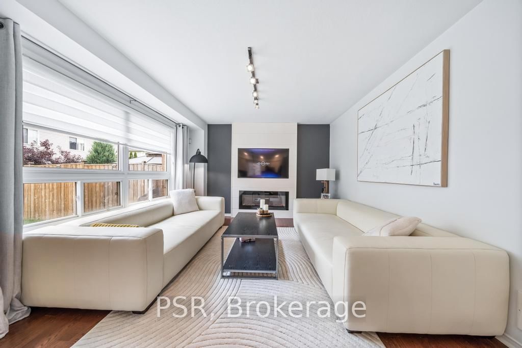 Detached House for sale at 150 Voyager Pass, Hamilton, Ontario, L0R 1C0 - Binbrook - MLS: X13007078