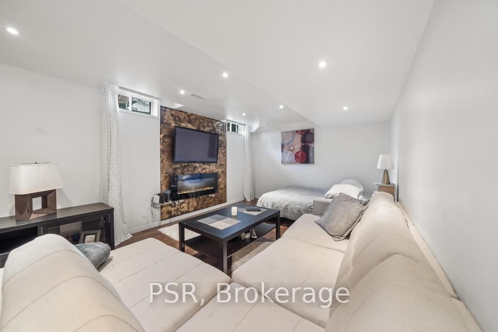 Detached House for sale at 150 Voyager Pass, Hamilton, Ontario, L0R 1C0 - Binbrook - MLS: X13007078