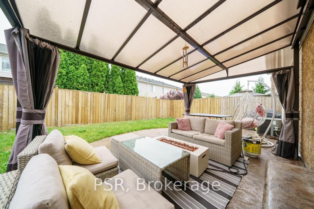 Detached House for sale at 150 Voyager Pass, Hamilton, Ontario, L0R 1C0 - Binbrook - MLS: X13007078