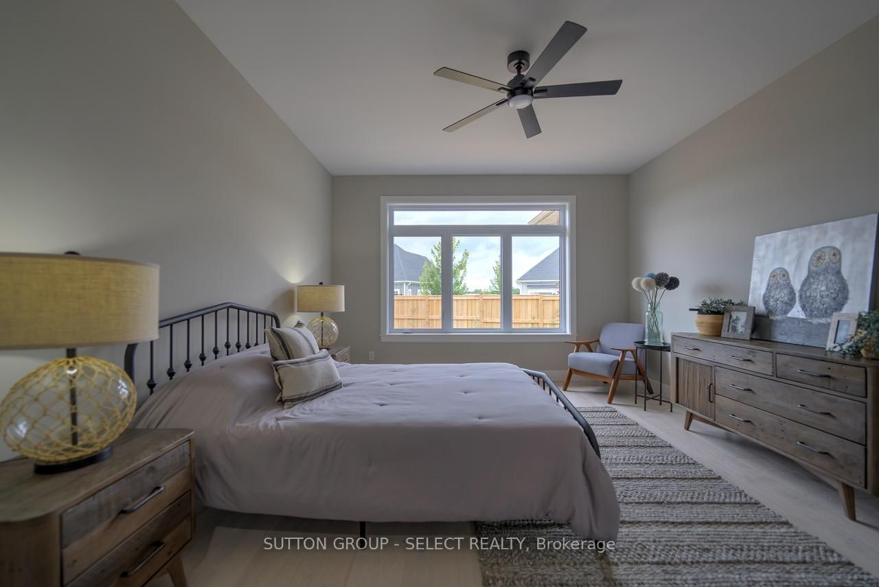 15 Lois Court • Lambton Shores, ON photo 20