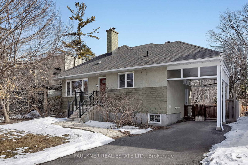 573 Courtenay Ave, Ottawa, K2A 3B4 | Image 2