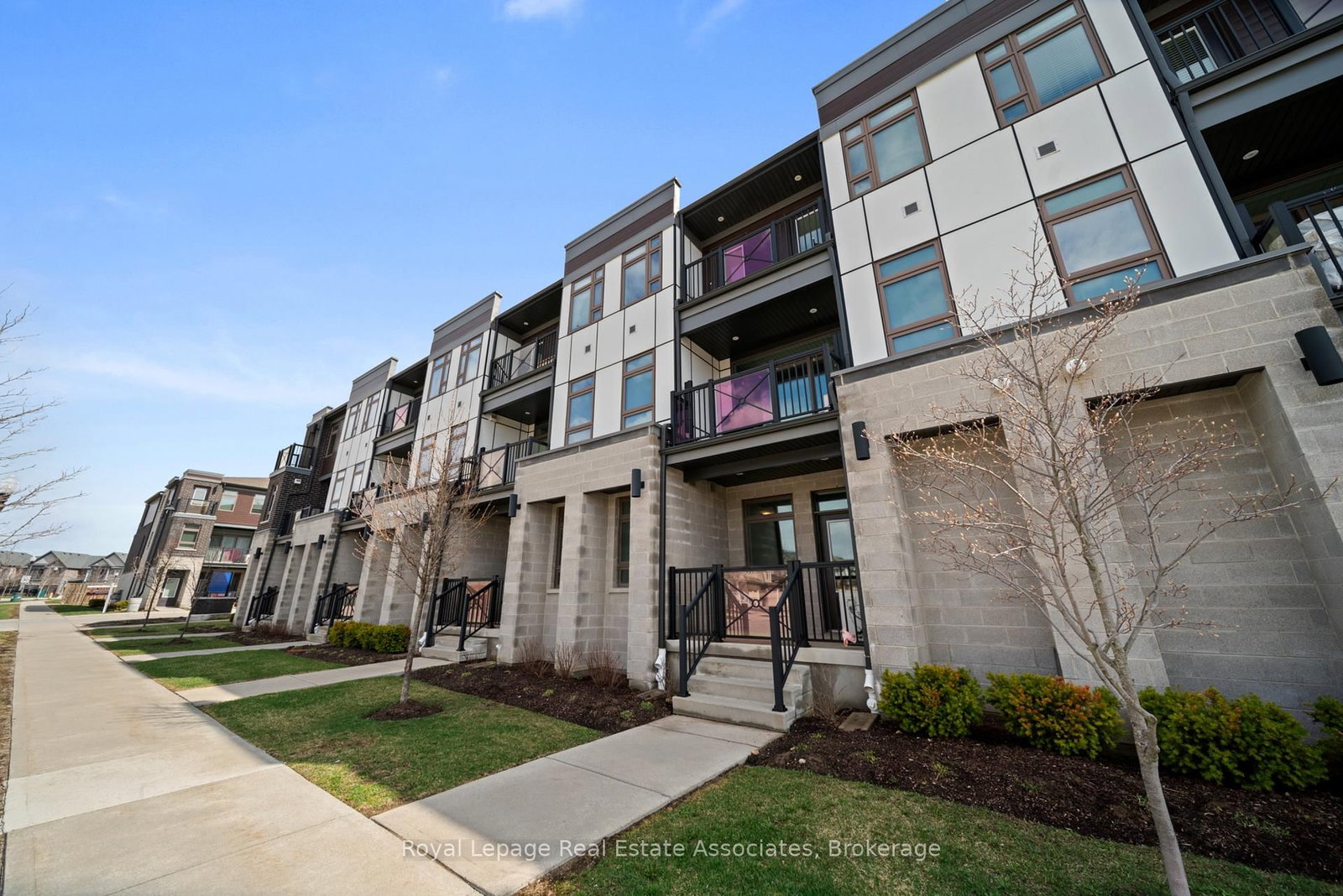 155 Thomas Slee Drive