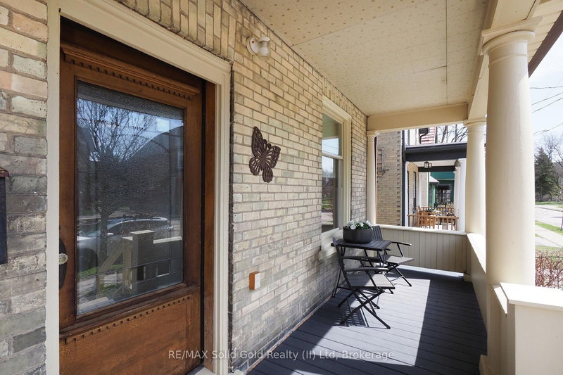 18 Theresa St, Kitchener, N2G 1M1 | Image 3