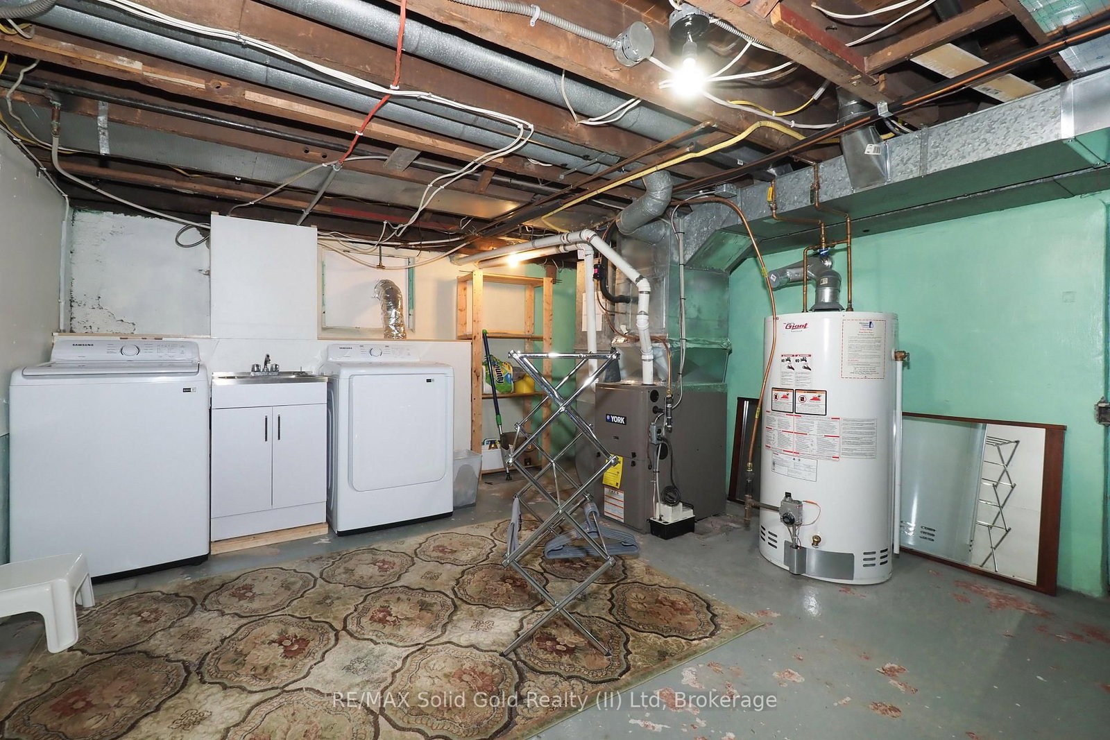 18 Theresa Street - Photo 40