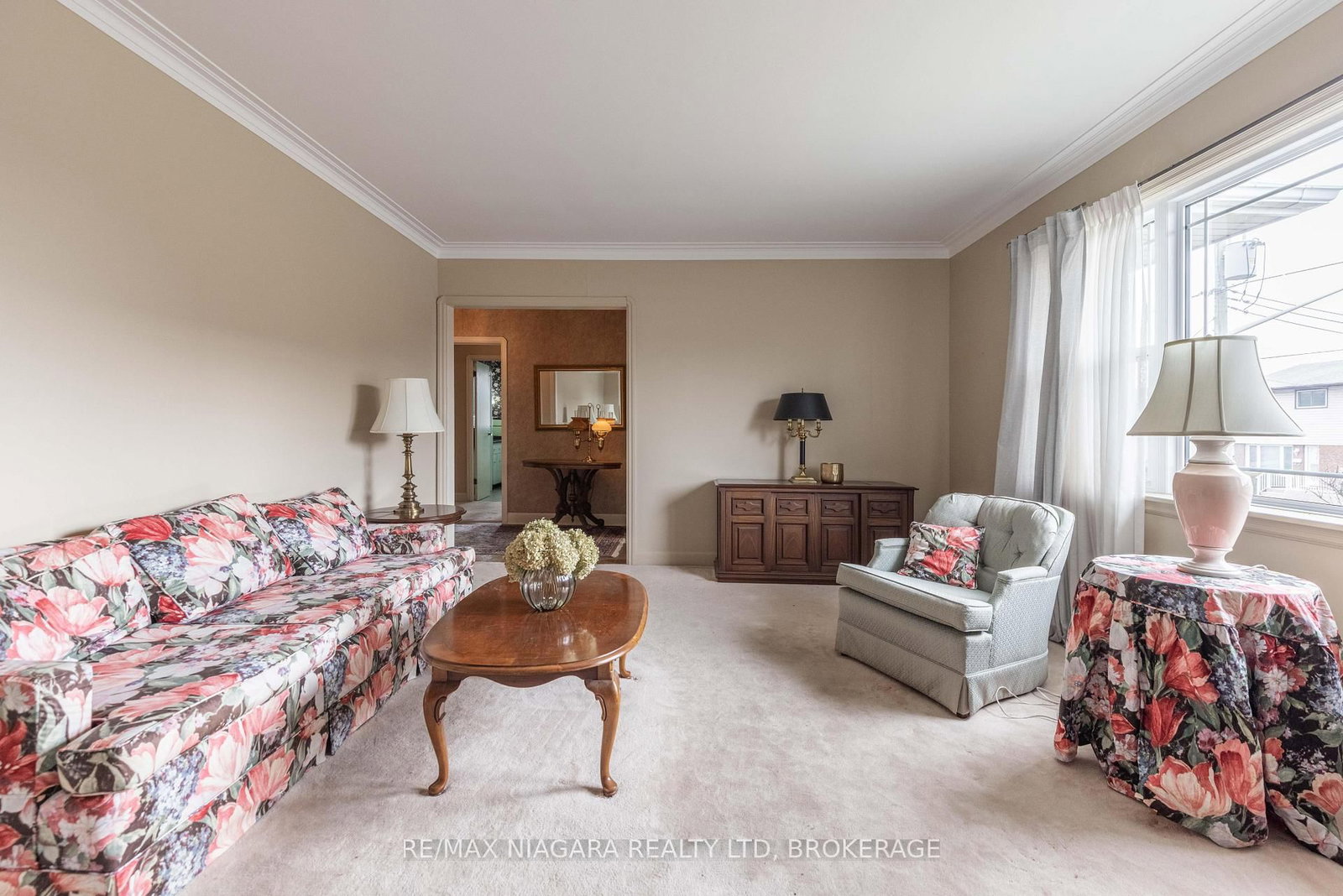 Detached House for sale at 129 Idylewylde Street, Fort Erie, Ontario, L2A 2L2 - Central - MLS: X13007276