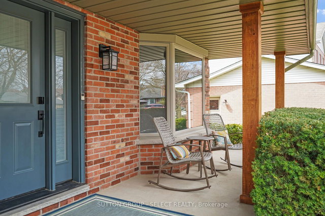 14 Whisperwood Crescent