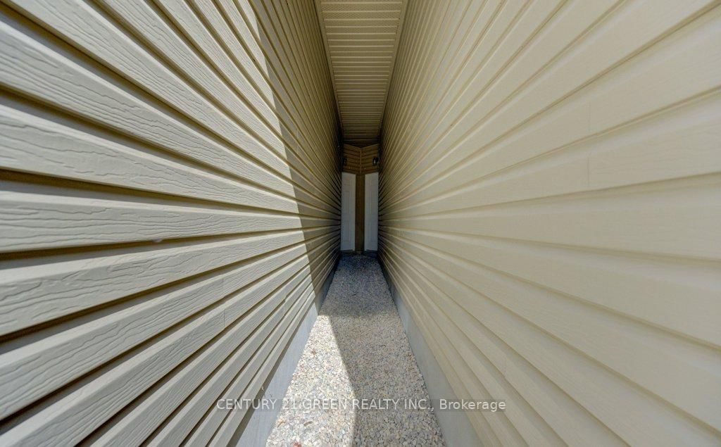 12 FREER Drive - Photo 31