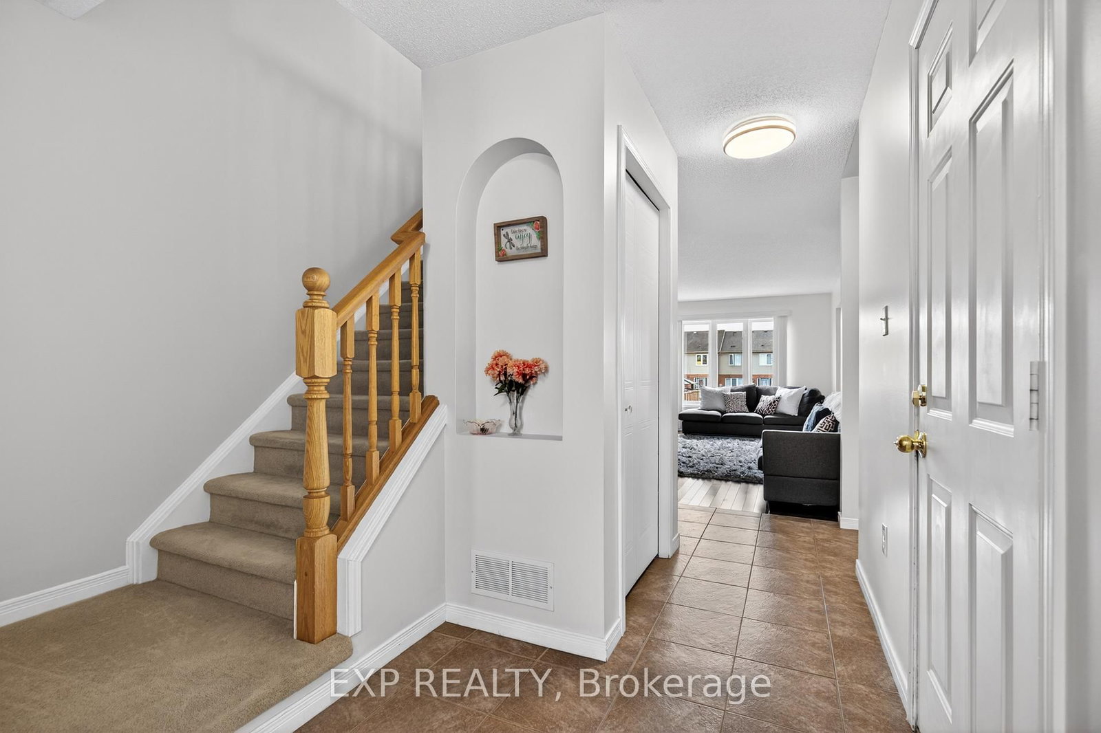 42 Schiedel Drive W - Photo 7