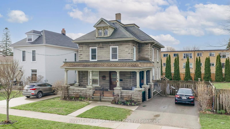 home for sale on 14 Elgin Avenue E
