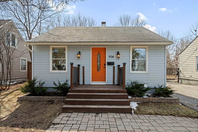 924 Fisher Ave | Ottawa | Image