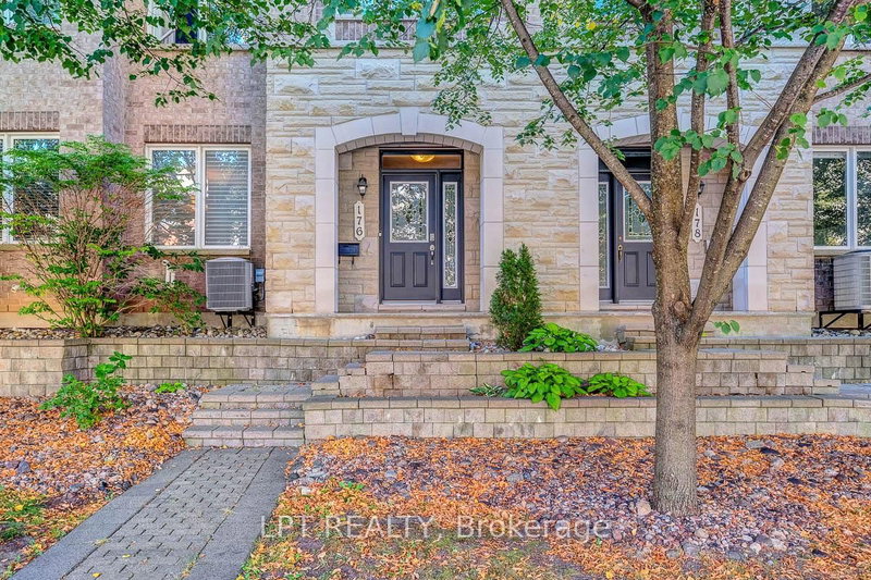176 Lanark Ave, Ottawa, Ontario