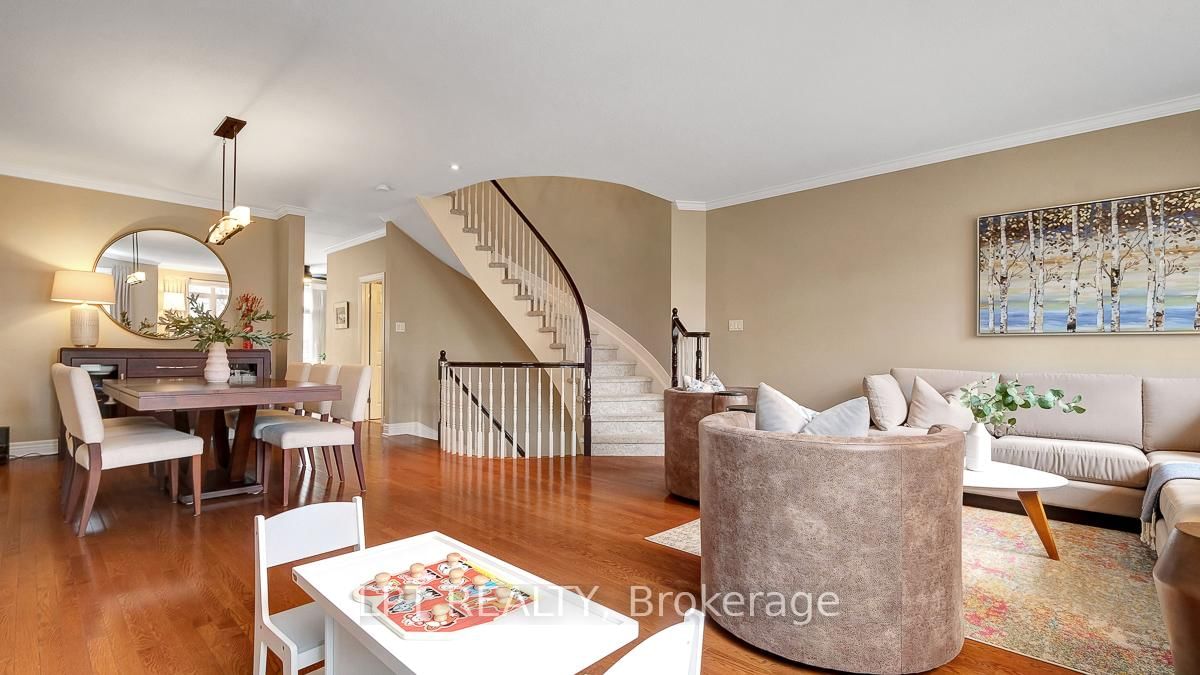 176 Lanark Avenue - Photo 15