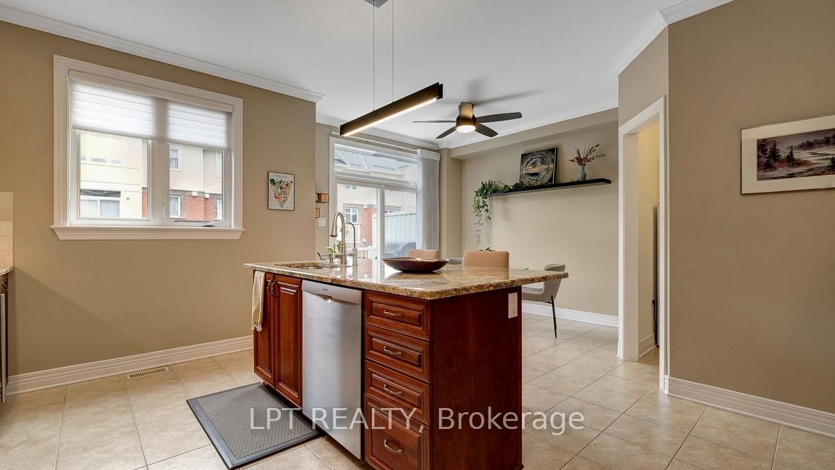 176 Lanark Avenue - Photo 22