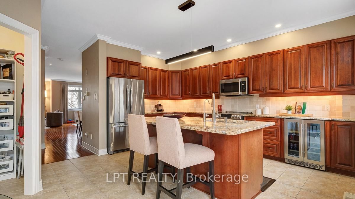 176 Lanark Avenue - Photo 24