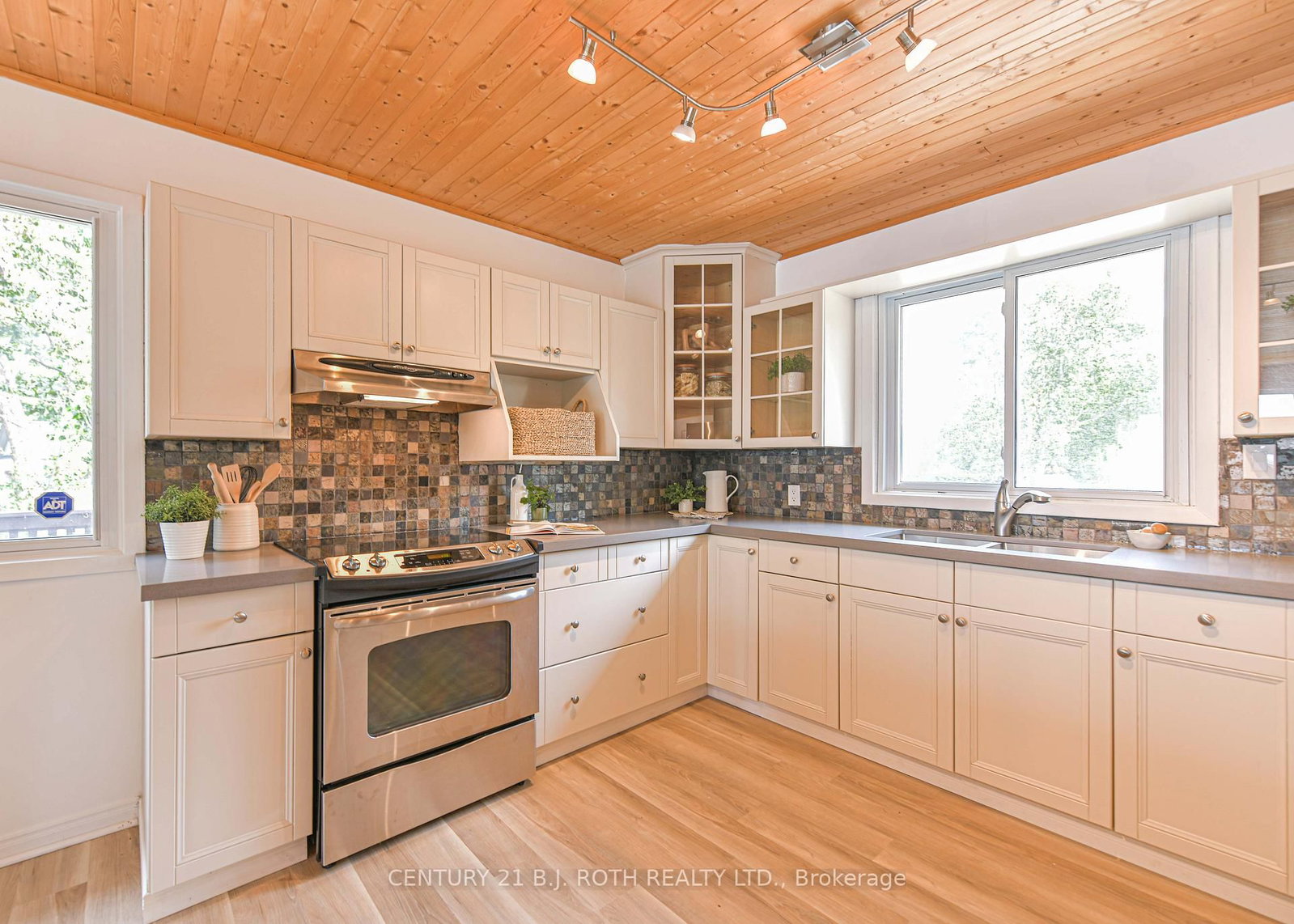 71 Campbell Beach Road • Kawartha Lakes, ON photo 17