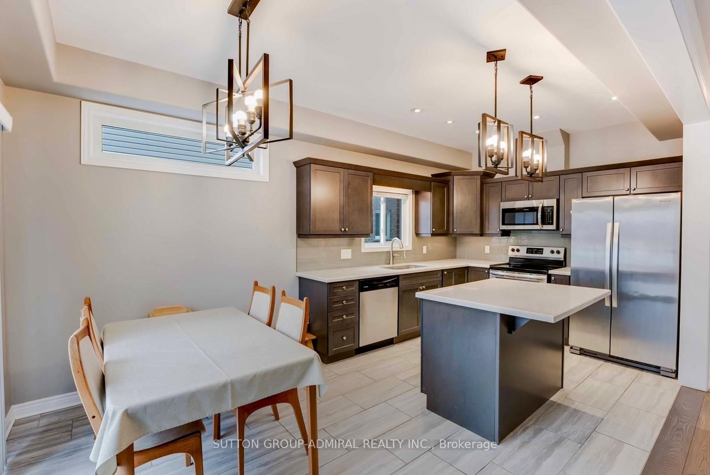 Detached House for sale at 10 Bergenstein Crescent, Pelham, Ontario, L0S 1E6 - Fonthill - MLS: X13007516