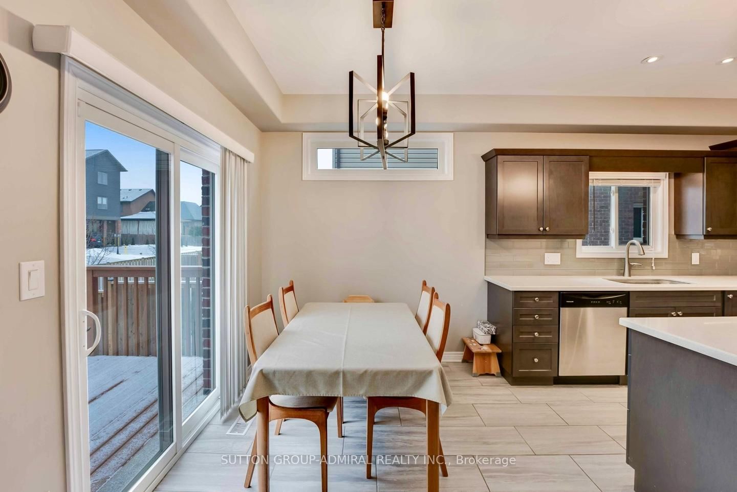 Detached House for sale at 10 Bergenstein Crescent, Pelham, Ontario, L0S 1E6 - Fonthill - MLS: X13007516