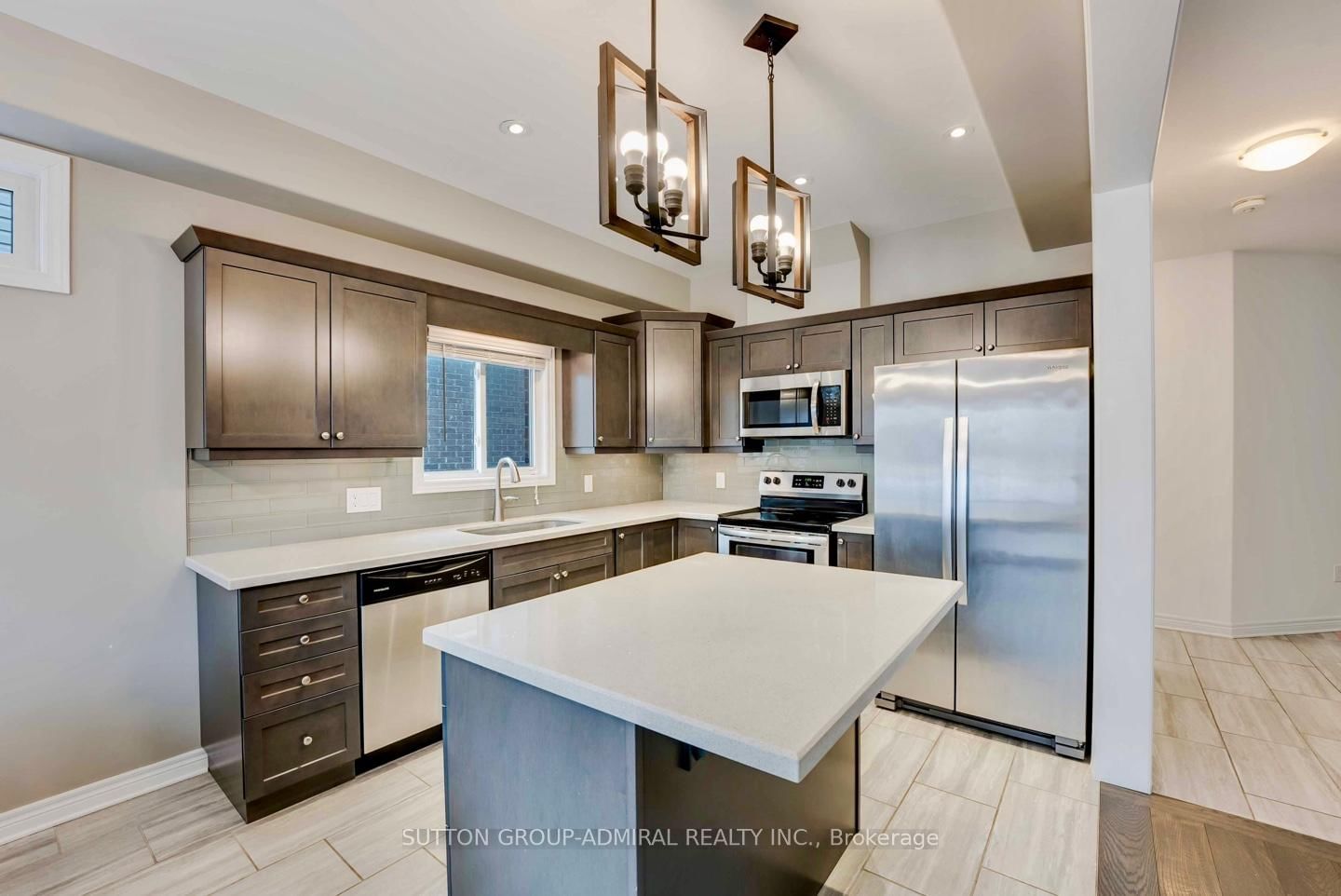 Detached House for sale at 10 Bergenstein Crescent, Pelham, Ontario, L0S 1E6 - Fonthill - MLS: X13007516