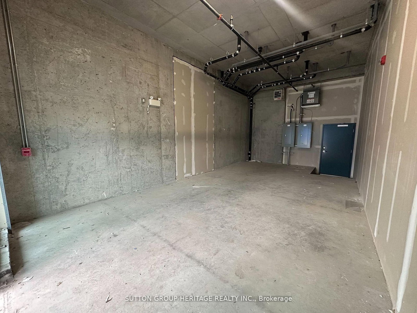 652 Princess Street, Unit 114 - Photo 2