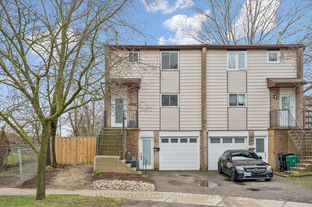 A - 423 Cadbury Court