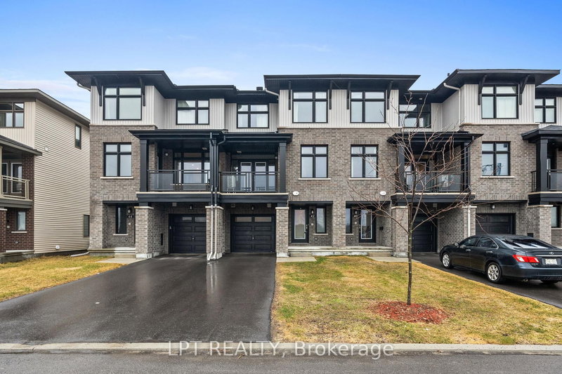 home for lease on 42 Verglas Lane