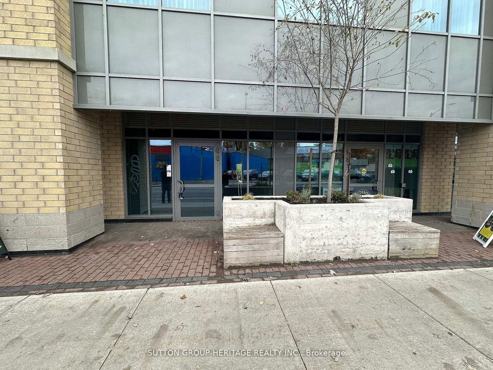 652 Princess Street, Unit 114 - Photo 11