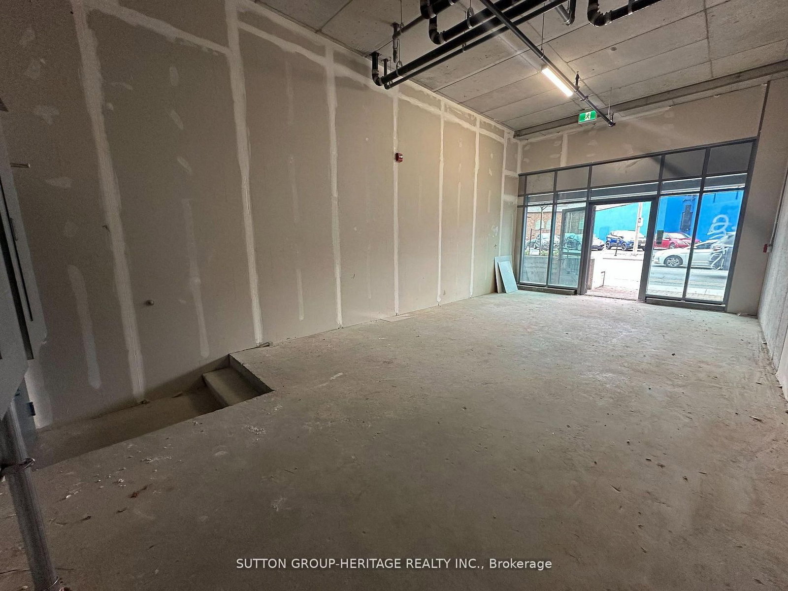 652 Princess Street, Unit 114 - Photo 7