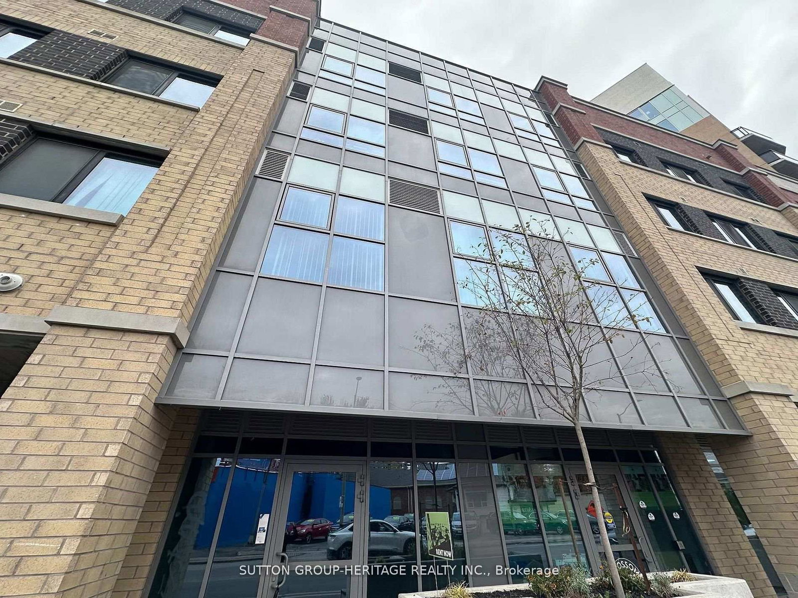 652 Princess Street, Unit 114 - Photo 8