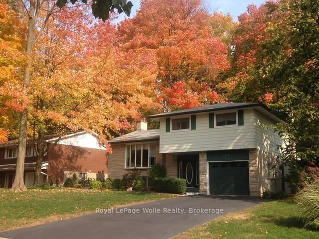 home for sale on 564 Glen Manor Boulevard