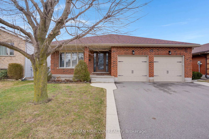 home for sale on 35 Southview Crescent