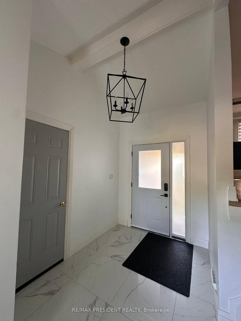 45 Royal Oak Dr, St. Catharines, L2N 6K4 | Image 2