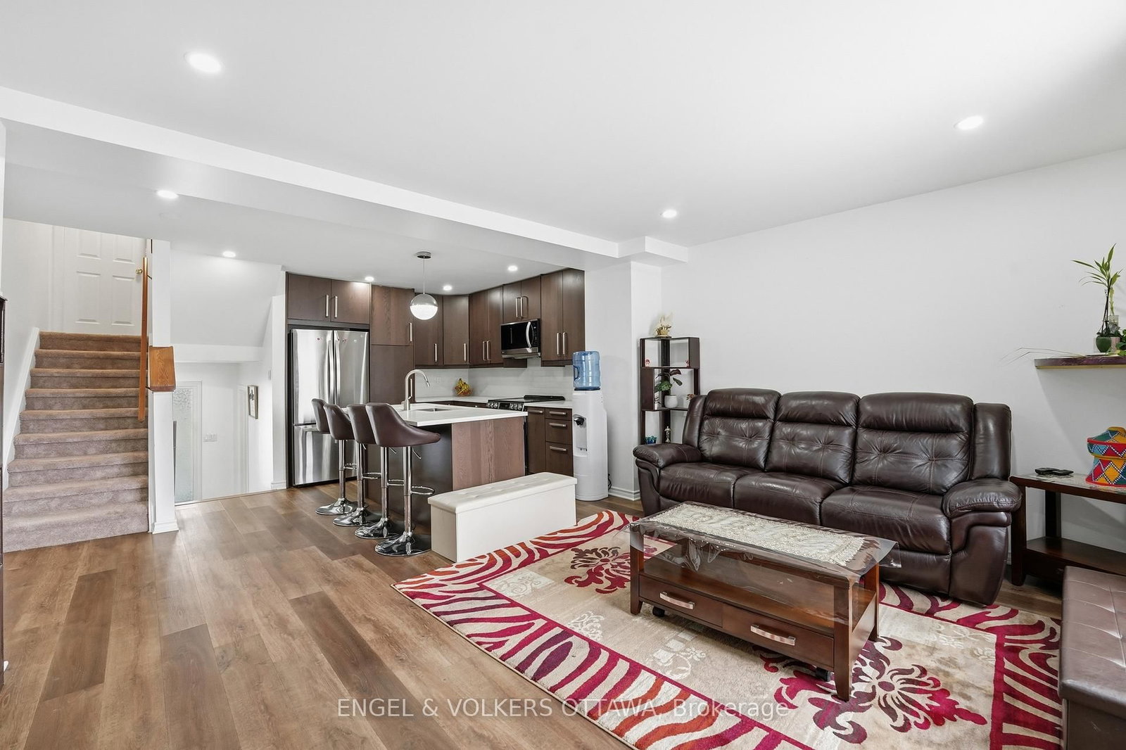 34 Alison Korn Private - Photo 15