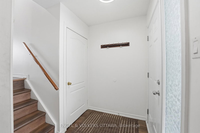 34 Alison Korn Private, Ottawa, K2H 8M6 | Image 2