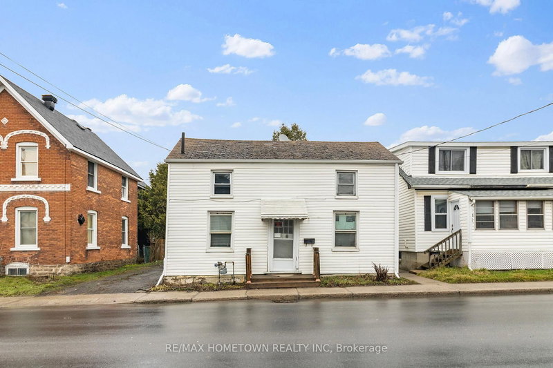 home for sale on 93 Perth Street