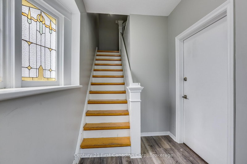 666 Queens Ave, London East, N5W 3H1 | Image 3