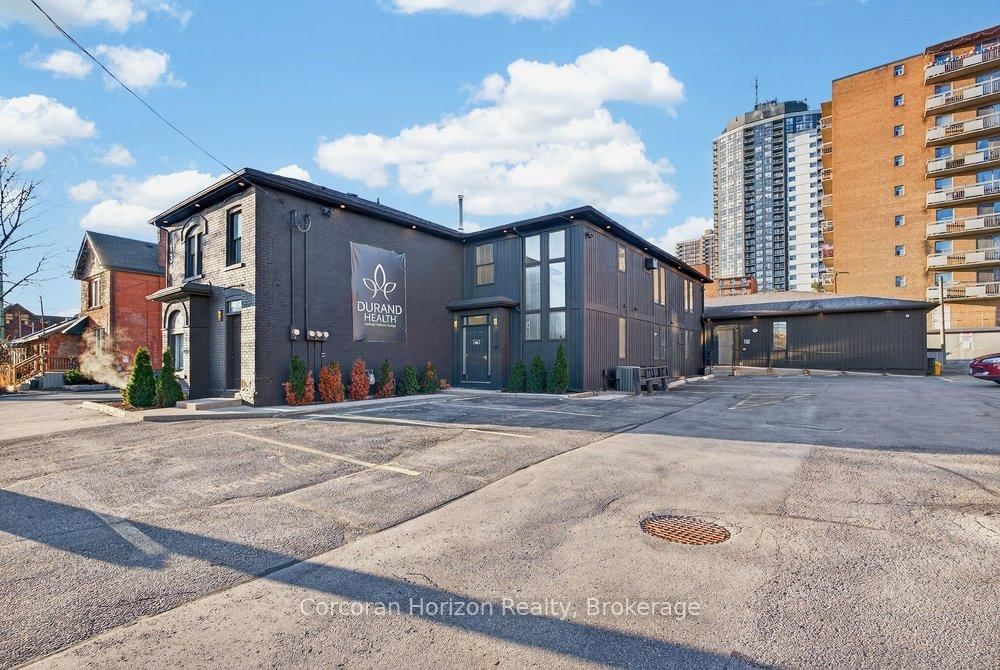 132 Young Street, Unit Main - Photo 49